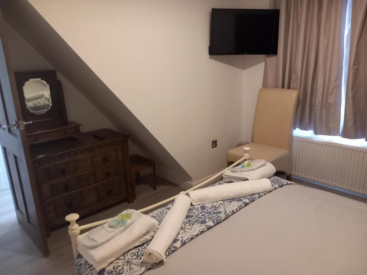 Luxury Holiday Home, Near Beach Сътън он Сий Екстериор снимка
